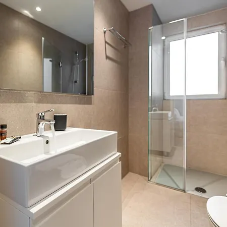 Kriel By Liv Homes アテネ